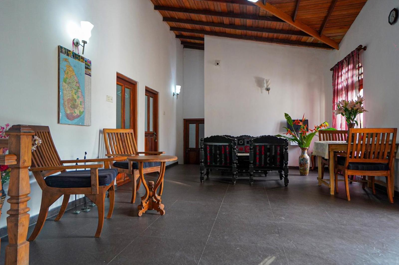 4Ty Two Homestay Galle Exterior photo
