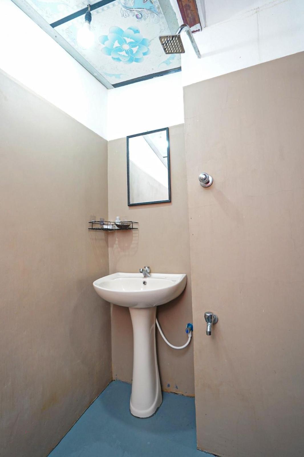 4Ty Two Homestay Galle Exterior photo
